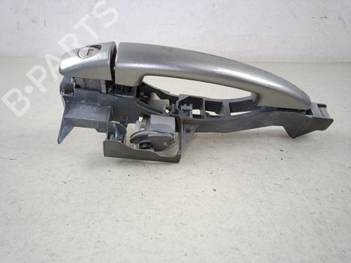 front-left-exterior-door-handle-peugeot-3008-i-mpv-0u_-2009-2010-2011-2012-2013-2014-2015-2016-2017-39121210 main image