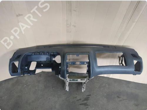 Used Dashboard Dashboard 38696959 38696959