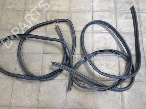 rubber-door-seal-nissan-qashqai-ii-j11-j11_-2013-39121076 main image
