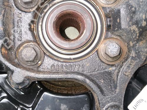 Used Right front steering knuckle Right front steering knuckle VOLVO XC90 I (275) D5 AWD (163 hp) 39124555 39124555