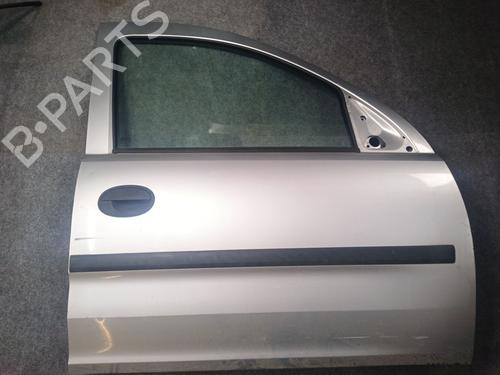 Used Right front door Right front door 39122520 39122520