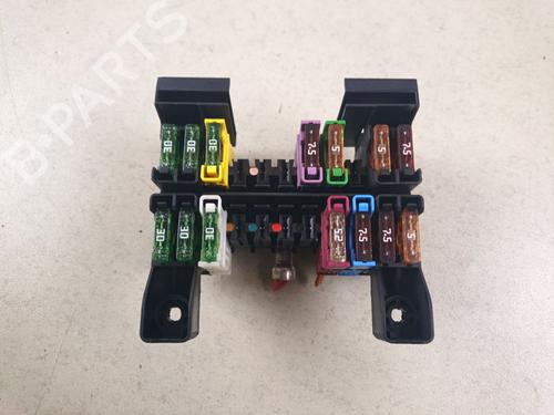 Used Fuse box Fuse box 38690468 38690468