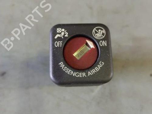 switch-citroen-ds3-sa_-2009-2010-2011-2012-2013-2014-2015-2016-38695260 main image