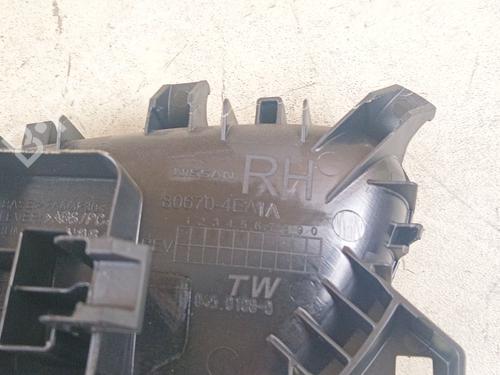 Used Rear right interior door handle Rear right interior door handle 39130451 39130451