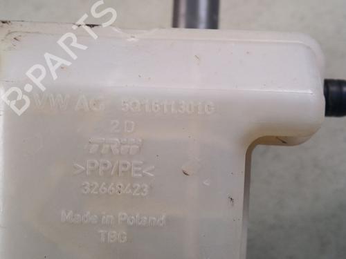 Brake master cylinder VW T-ROC (A11, D11) 1.0 TSI | BP38692044M77 - Image 2