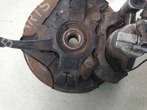 Left front steering knuckle FIAT 500 (312_) 1.2 (312AXA1A) | BP38687084M25 - Image 2