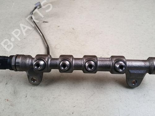 Used Injection rail Injection rail 39127730 39127730