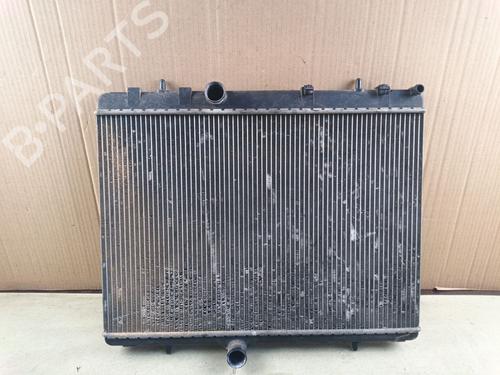 Used Water radiator Water radiator 38690801 38690801