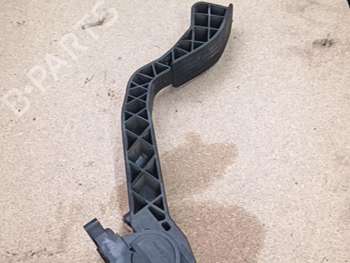 Used Pedal Pedal 39198760 39198760