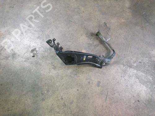 left-headlight-support-mercedes-benz-s-class-w221-v221-2005-2006-2007-2008-2009-2010-2011-2012-2013-38687236 main image