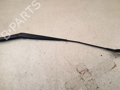 front-windshield-wiper-arm-land-rover-range-rover-velar-l560-2017-39120423 main image