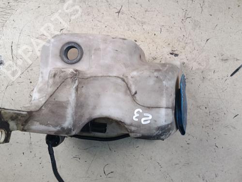 Used Windscreen washer tank Windscreen washer tank 39120529 39120529