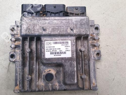 Used Engine control unit (ECU) Engine control unit (ECU) 39121888 39121888