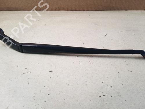 Used Front windshield wiper arm Front windshield wiper arm 38688839 38688839