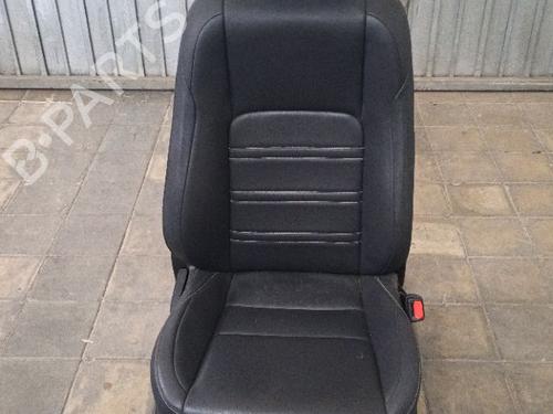 Right front seat LEXUS NX (_Z1_) 300h AWD (AYZ15, AYZ15_, AYZ15R) | BP39131052C16 - Image 3