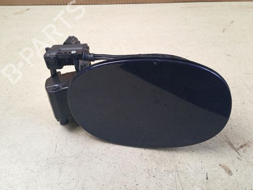 fuel-flap-land-rover-range-rover-velar-l560-2017-39121007 main image