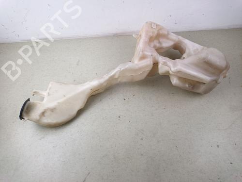 Used Windscreen washer tank Windscreen washer tank 39120509 39120509