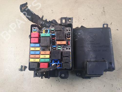 Used Fuse box Fuse box 38690857 38690857