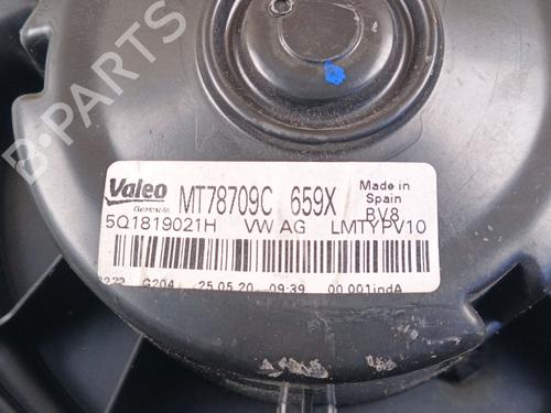Heater blower motor VW T-ROC (A11, D11) 1.0 TSI | BP38692029M62 - Image 4