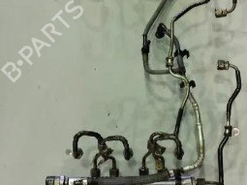 Used Injection rail Injection rail 39127749 39127749