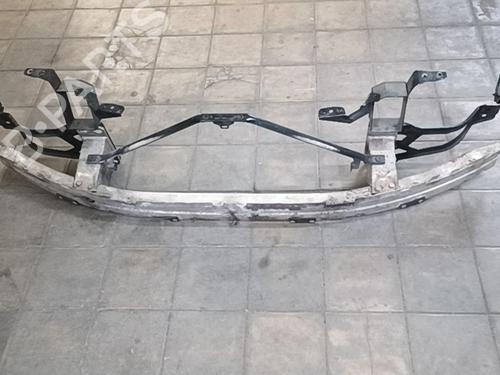 Used Front bumper reinforcement Front bumper reinforcement 39198781 39198781