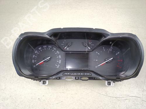 Used Instrument cluster Instrument cluster 38698716 38698716