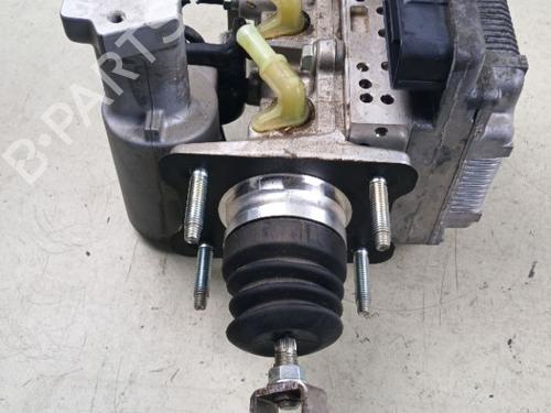 Used Brake master cylinder Brake master cylinder 39133319 39133319