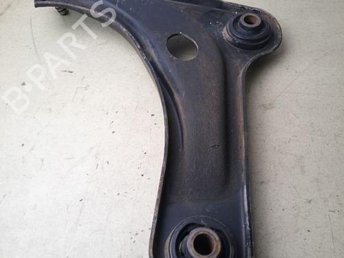 Brazo Suspension delantero derecho Brazo Suspension delantero derecho 39132455 39132455