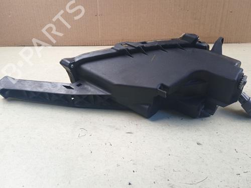 Right front fog light LEXUS NX (_Z1_) 300h AWD (AYZ15, AYZ15_, AYZ15R) | BP38689070C31 - Image 2