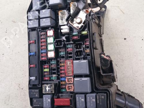 Used Fuse box Fuse box TOYOTA AURIS (_E18_) 1.6 (ZRE181_, ZRE185_, ZRE185R, ZRE181R) (132 hp) 39132849 39132849