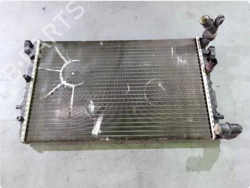Used Water radiator Water radiator 38696867 38696867