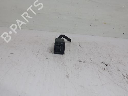 Used Headlight switch VW PASSAT B7 (362) 1.6 TDI (105 hp) 31557462