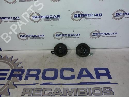 Horn KIA SORENTO I (JC) 2.5 CRDi 4WD (140 hp) 31569105