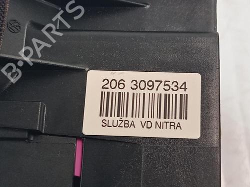 Fuse box VW PASSAT B7 (362) 1.6 TDI | BP31557463E1 - Image 2