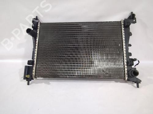 Used Water radiator Water radiator OPEL CORSA E (X15) 1.4 (08, 68) (75 hp) 33746822 33746822