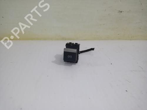BP39105435I18 main image