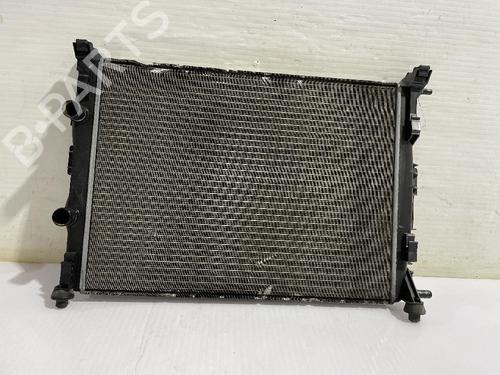 Used Water radiator Water radiator RENAULT SCÉNIC II (JM0/1_) [2003-2010] 31677461 31677461