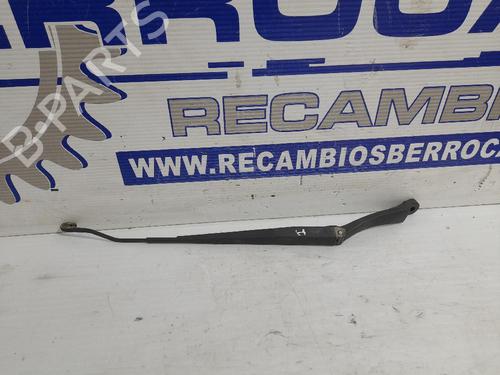 Vindspejlsviskerarm KIA SPORTAGE II (JE_, KM_) [2004-2011]  31673847