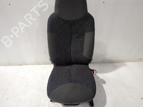 Asiento delantero derecho Asiento delantero derecho PEUGEOT 107 (PM_, PN_) 1.4 HDi (54 hp) 35894576 35894576