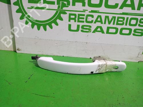 Front left exterior door handle FORD FIESTA V (JH_, JD_) 1.4 TDCi | BP31552887C128