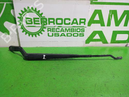 Used Front windshield wiper arm FORD FIESTA V (JH_, JD_) 1.4 TDCi (68 hp) 31550590