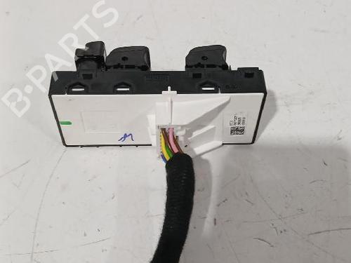 Left front window switch HYUNDAI i20 III (BC3, BI3) 1.0 T-GDI | BP31567155I27 - Image 4