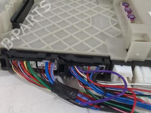 Electronic module TOYOTA COROLLA Estate (_E21_) 1.8 Hybrid (ZWE211W) | BP31563087M83 - Image 4