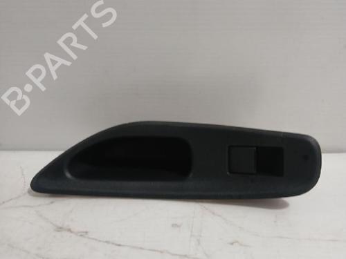 right-rear-window-switch-toyota-yaris-_p21_-_pa1_-_ph1_-2020-31567053 main image
