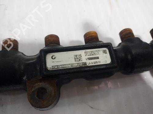 Injection rail FORD FOCUS C-MAX (DM2) 1.6 TDCi | BP31560304M98