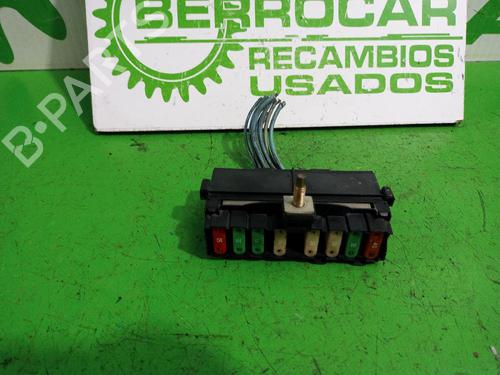 Fuse box CITROËN C5 I Break (DE_) 2.0 HDi (DERHZB, DERHZE) | BP31547393E1 - Image 2