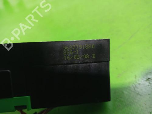 Fuse box CITROËN C4 Grand Picasso I (UA_)  | BP31676814E1 