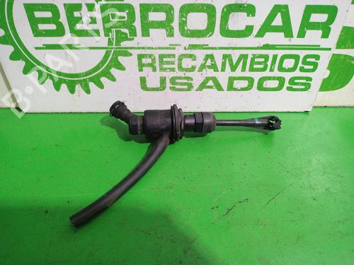 Used Clutch slave cylinder RENAULT GRAND SCÉNIC II (JM0/1_) 1.6 Flex (112 hp) 31549382