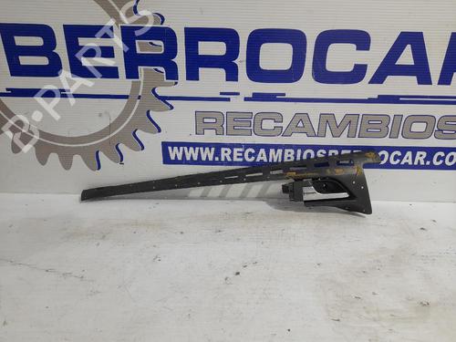 Used Front left interior door handle Front left interior door handle OPEL ASTRA H Estate Van (L70) 1.7 CDTI (L70) (101 hp) 31541855 31541855