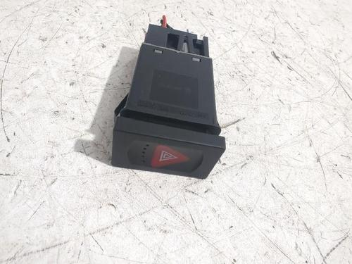 Advarselsbryter VW PASSAT B5.5 (3B3) 1.9 TDI (130 hp) 32464481